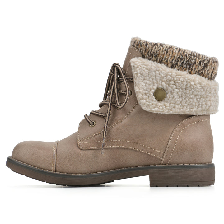 Duena Bootie