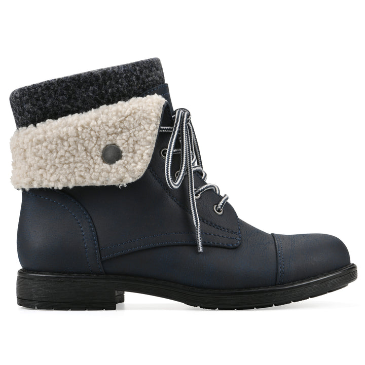 Duena Bootie