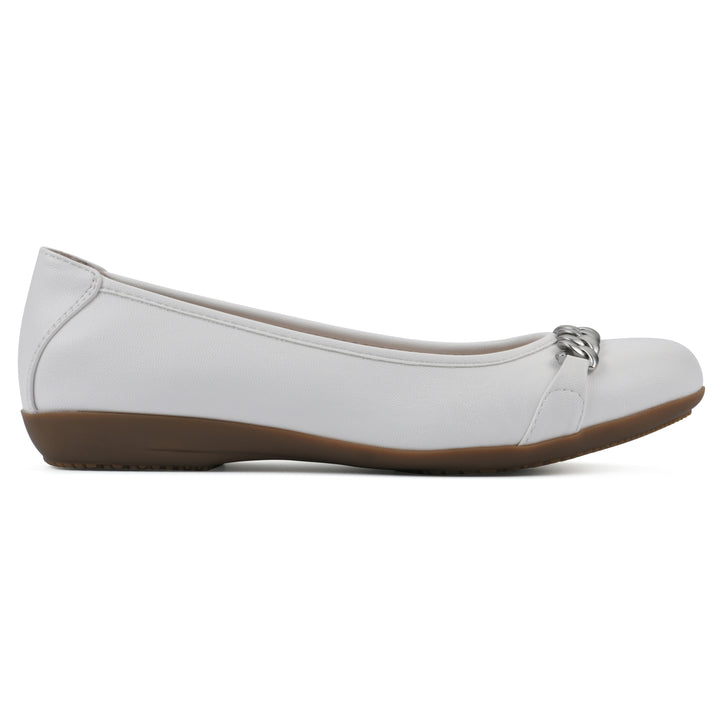 Charmed Flat