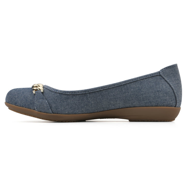 Charmed Flat