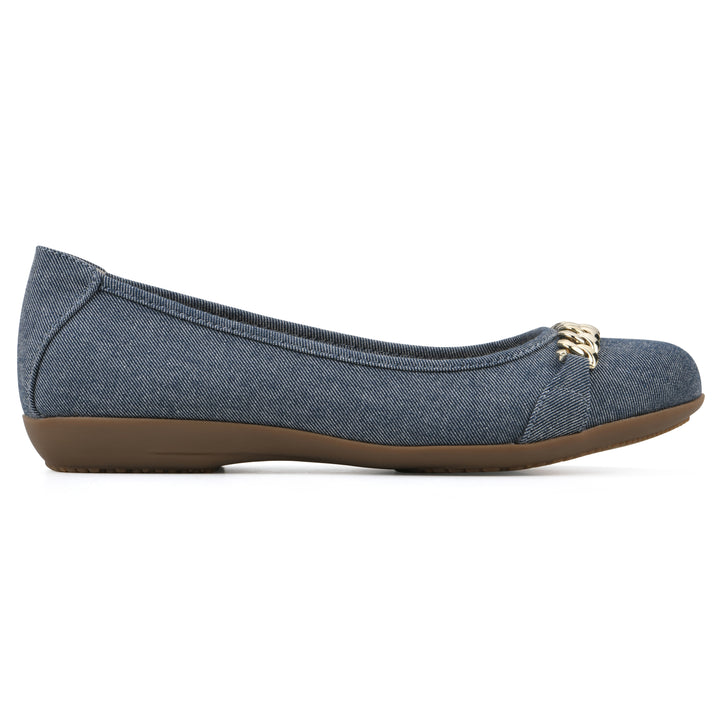 Charmed Flat