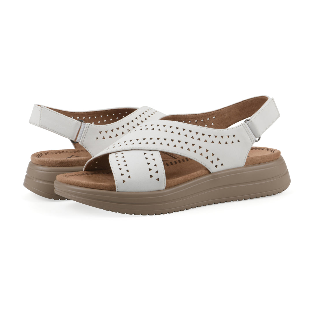 Haniya Sandal
