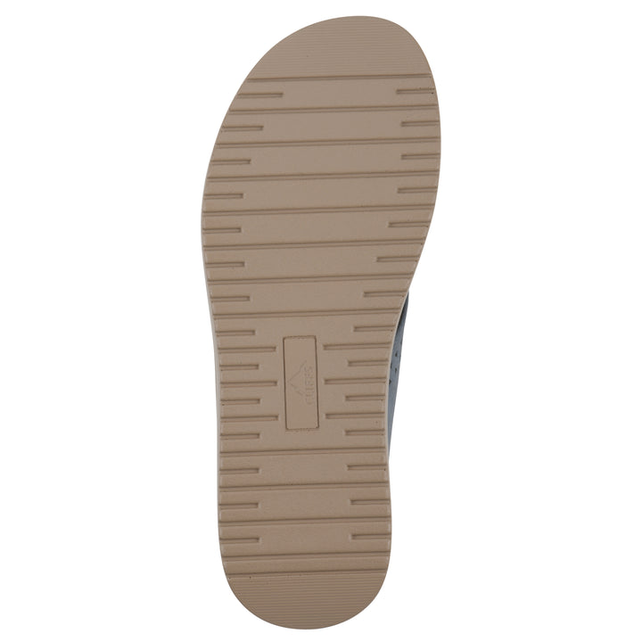 Haniya Sandal