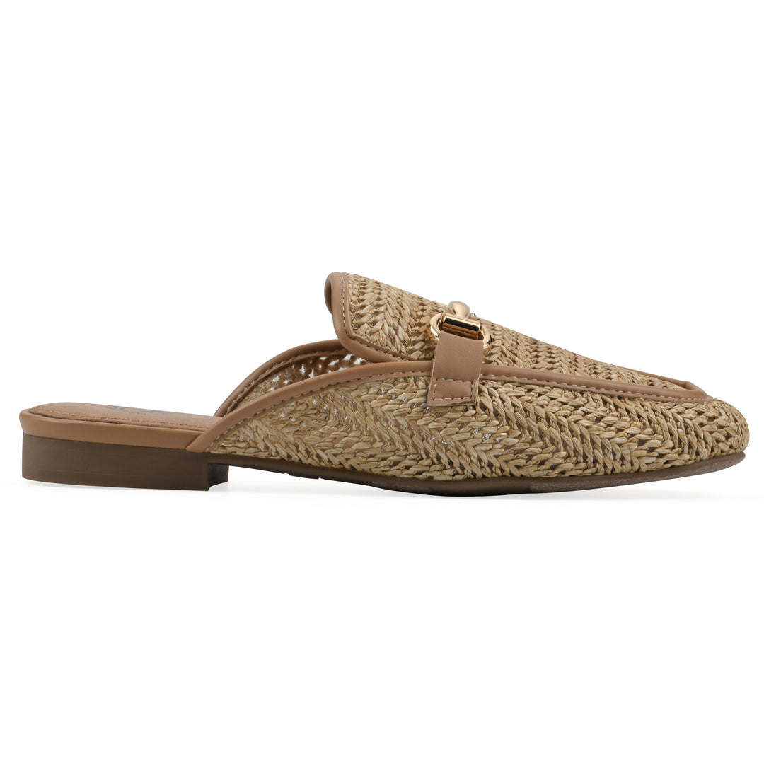 Side view of a natural raffia mule with horizontal metal embellishment and a black 1/2-inch heel